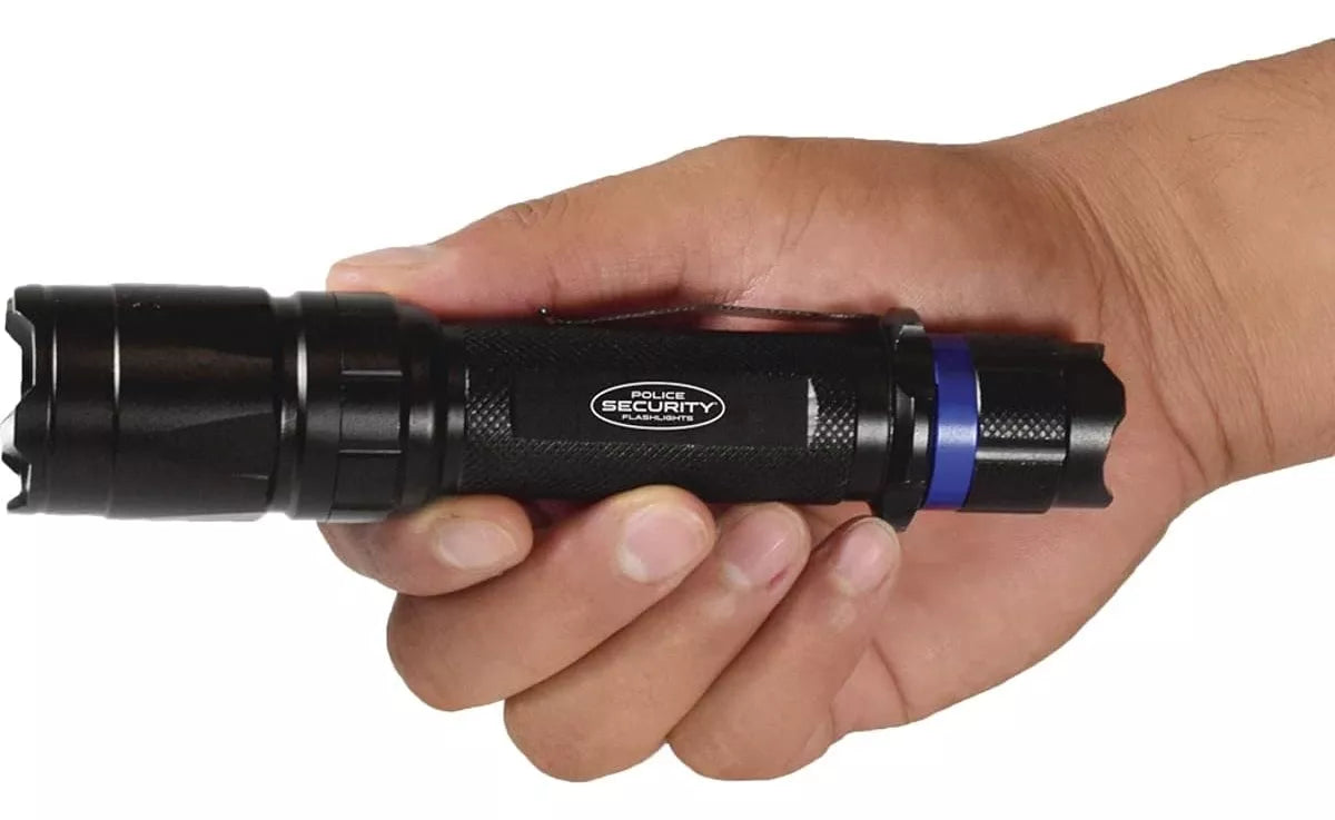 Linterna LED Táctica Recargable | Alta Potencia con Zoom y Cono de Emergencia SOS